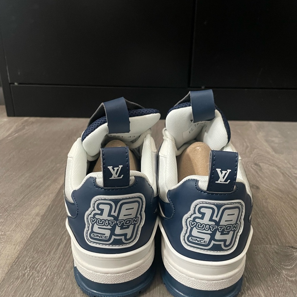 Louis Vuitton Skate Shoe In Blue - Picture 7 of 7